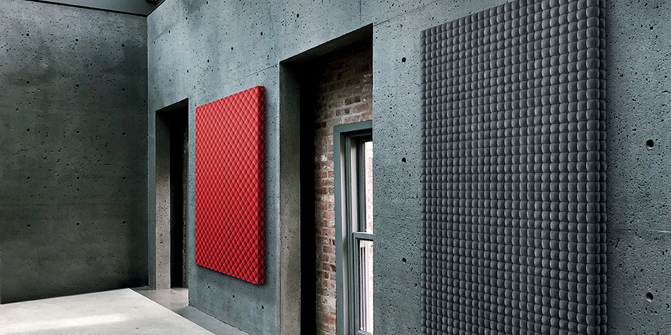 Due pannelli Phonolook 3D Quadro rosso e nero fissati a parete