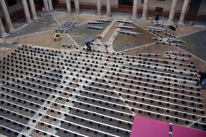 MONTAGGIO SUPPORTI A PALAZZO LITTA