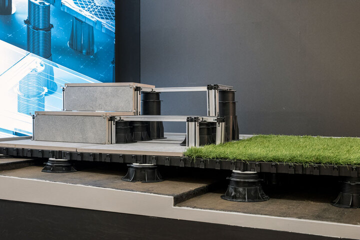 StepDeck: outdoor steps for raised floors StepDeck: outdoor steps for raised floors